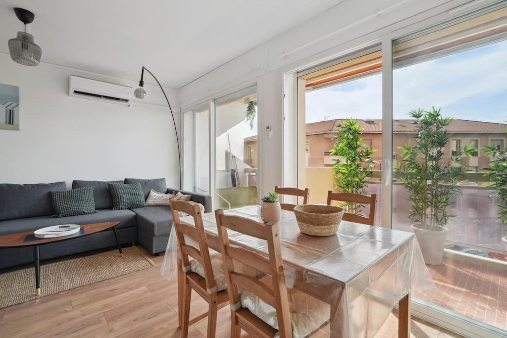 Charmant Appartement Vue Mer 7Eme - Plage 200M Marseille Exterior photo